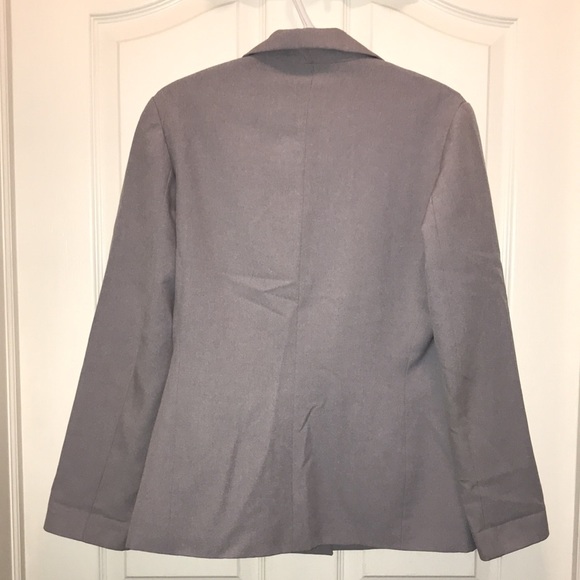 🧵 Light Purple Blazer - Picture 2 of 3
